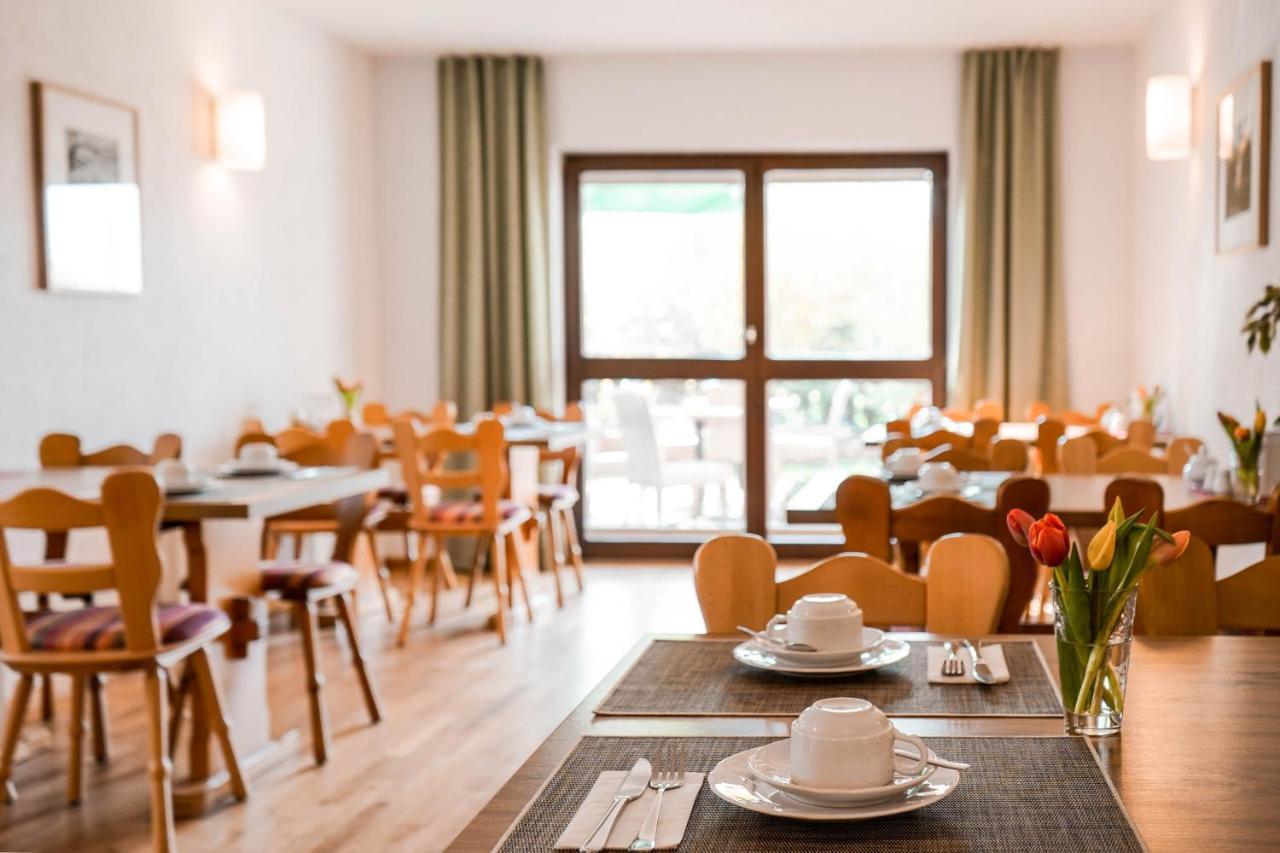 Fruehstueckspension Christinenhof Dreieich Bagian luar foto