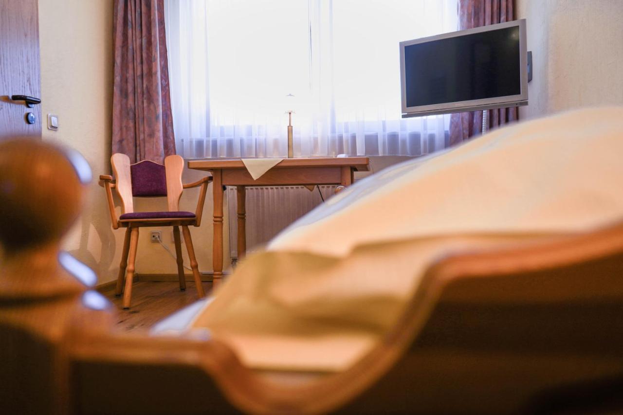 Fruehstueckspension Christinenhof Dreieich Bagian luar foto